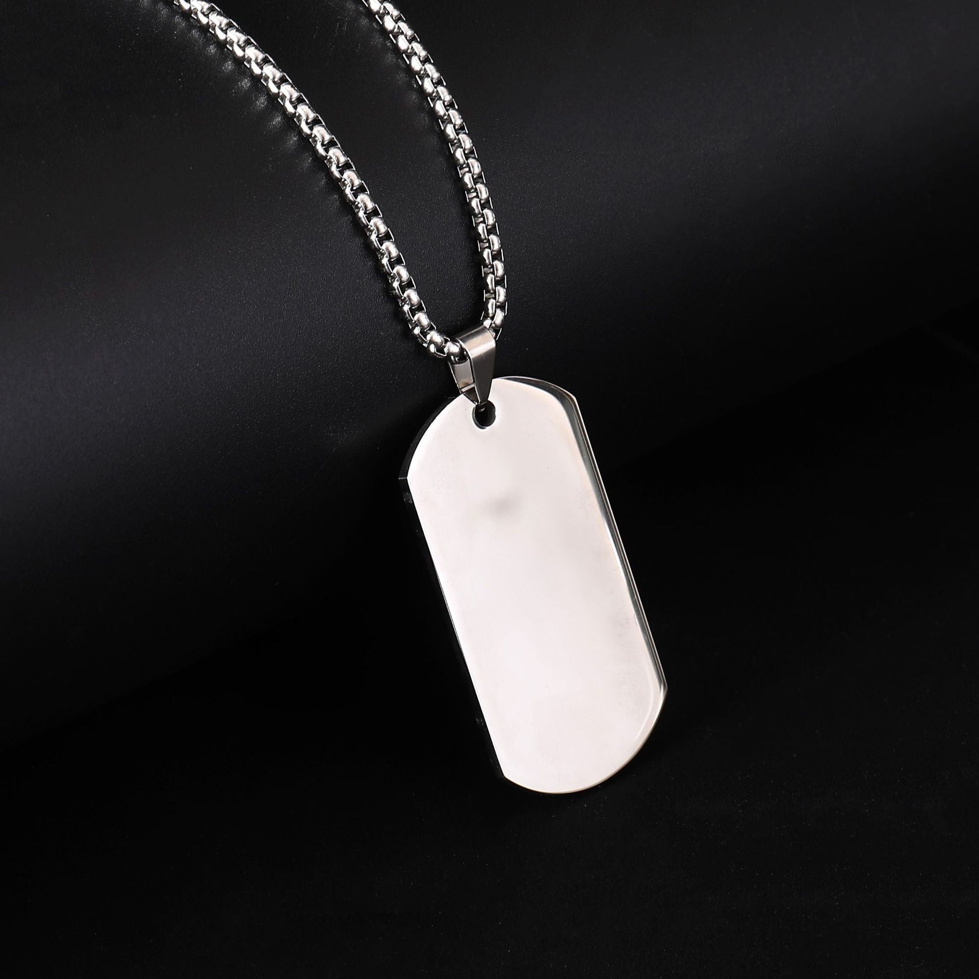 High-end stainless steel military brand necklace engraved pendant jewelry