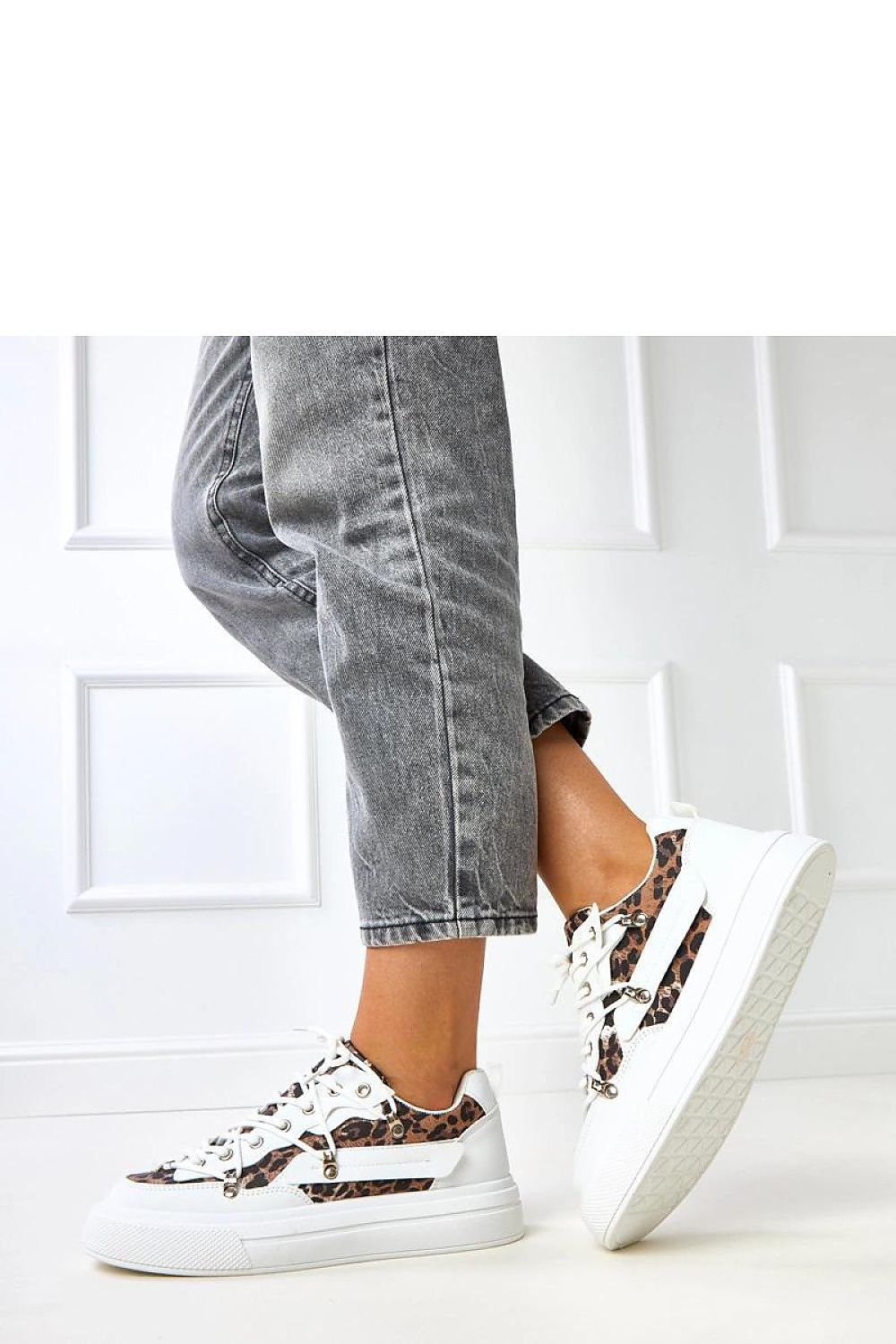  Sport Shoes model 218365 Solea 