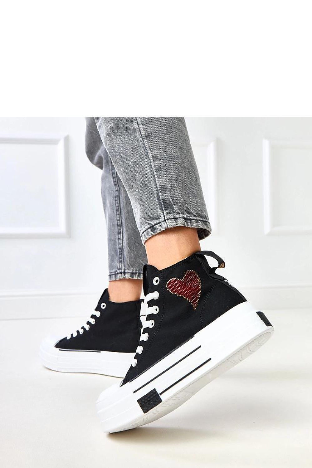  Sneakers model 218371 Solea 