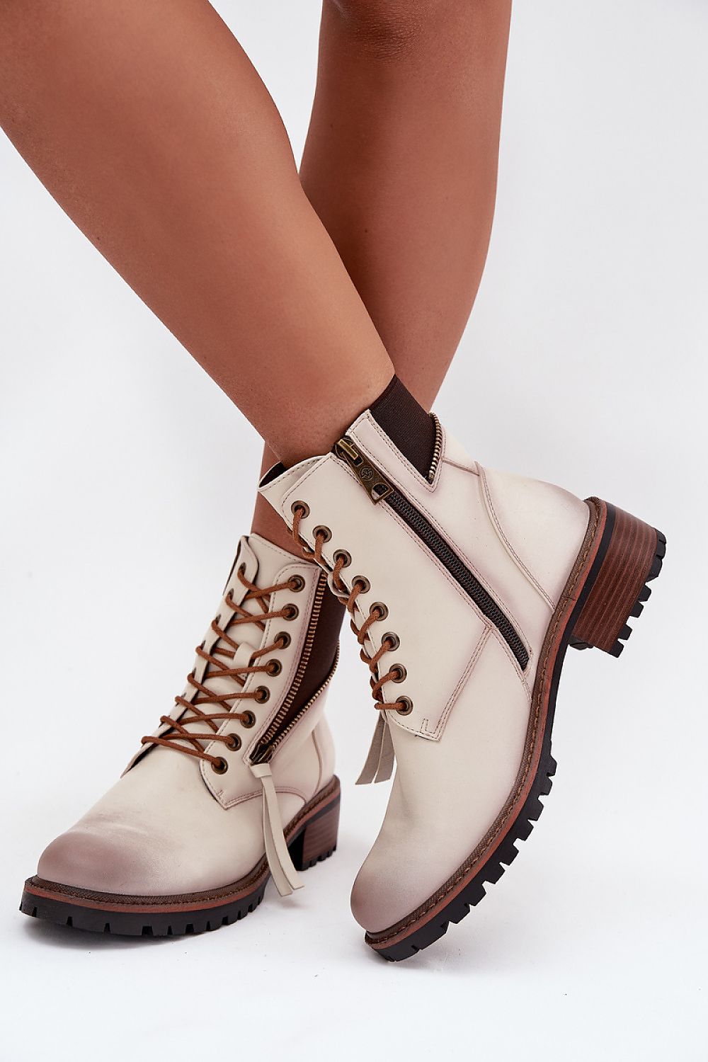  Boots model 218708 Step in style 