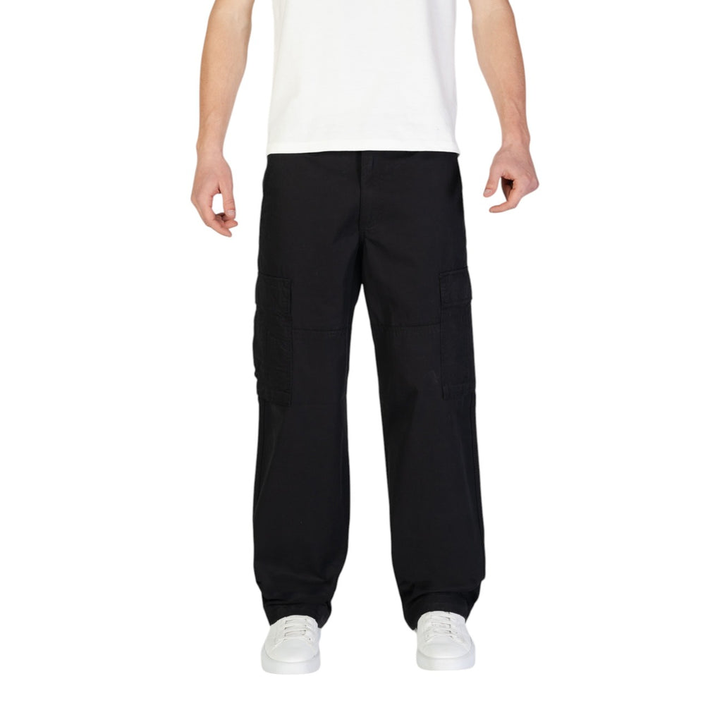 BaggyTrousers