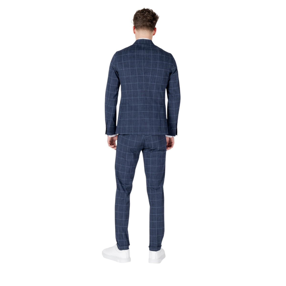 Mulish Suit