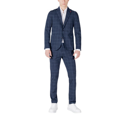 Mulish Suit
