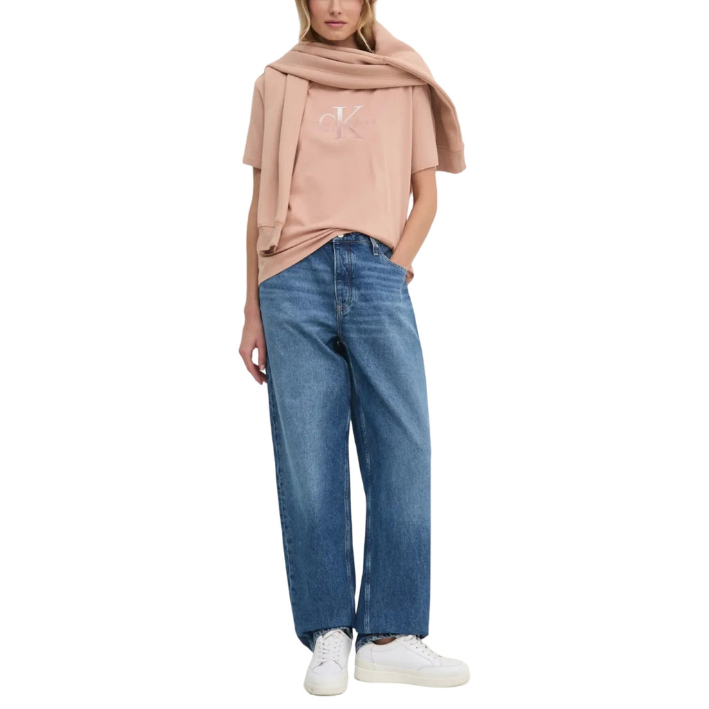 Relaxed Tapered Jeans